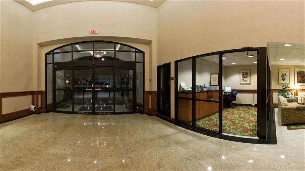 Hotel Express & By Ihg